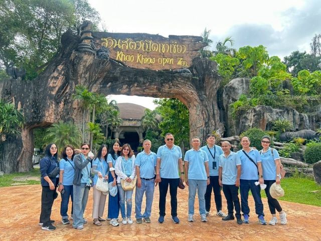 กิจกรรมปลูกป่าในส่วนสัตว์เขาเขียว