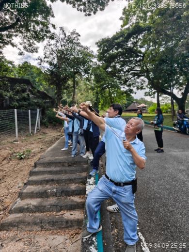 กิจกรรมปลูกป่าในส่วนสัตว์เขาเขียว