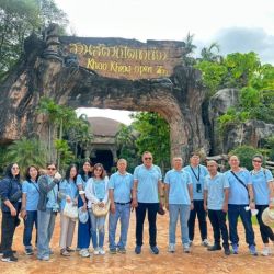 กิจกรรมปลูกป่าในส่วนสัตว์เขาเขียว