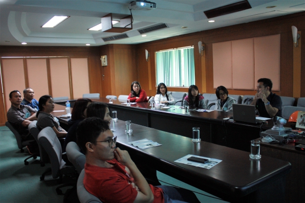 The group of Faculty 's teachers and students (8 persons) from Faculty of Technology, Khonkaen University to visit salt plant operation of Pimai Salt Company Limited